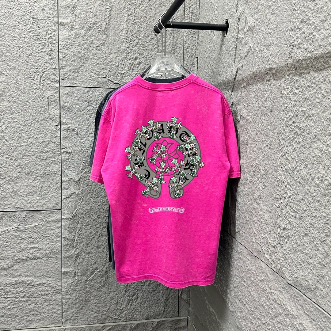 🅿️180 CH* Crow Heart* 2025 spring and summer new style Snowflake distressed washed retro round neck short sleeves Chest and front logo Cross horseshoe print Customized fabric Short-sleeved T-shirt Unisex Size: S M L XL XXL Color: Snowflake Black Snowflake Gray Snowflake Pink Snowflake Blue